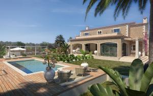 Exterior finca in Santanyi with pool